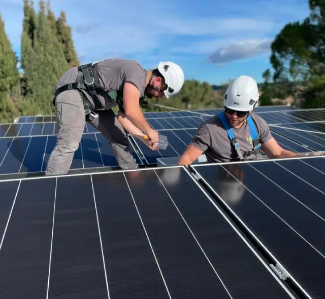 découvrez les meilleurs installateurs photovoltaïques pour optimiser votre transition énergétique. profitez d'une expertise reconnue, de solutions adaptées et d'un accompagnement personnalisé pour réaliser des économies d'énergie tout en préservant l'environnement.