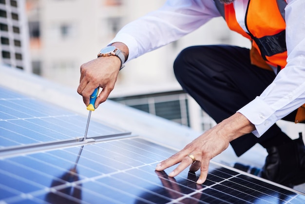 découvrez les outils essentiels pour les installateurs photovoltaïques. maximisez votre efficacité et votre précision avec notre sélection d'équipements de qualité, adaptés aux besoins des professionnels du secteur solaire.