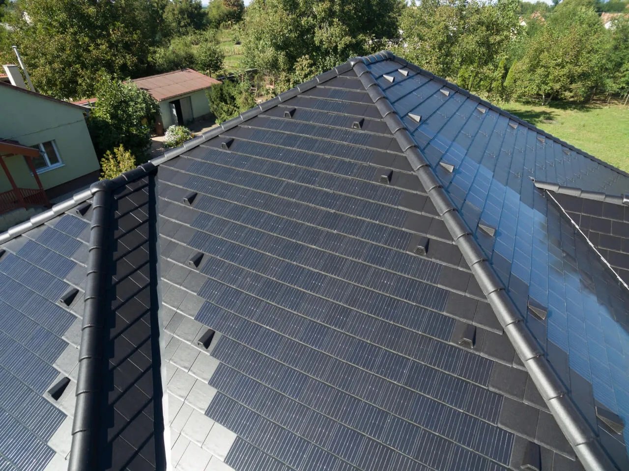 découvrez les avantages des panneaux photovoltaïques sur tuile, une solution innovante et esthétique pour produire votre propre électricité. combinez efficacité énergétique et design dans votre toiture tout en contribuant à la transition écologique.