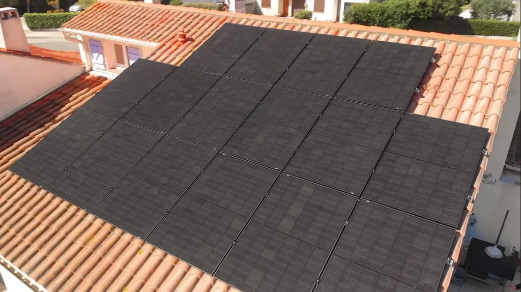 découvrez les panneaux bifaciaux dédiés à la production d'énergie : une technologie innovante qui maximise la captation lumineuse, augmente l'efficacité énergétique et réduit votre empreinte carbone. idéale pour les particuliers et les entreprises soucieux de l'environnement.