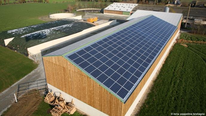 découvrez les avantages des panneaux photovoltaïques en bretagne. profitez de l'énergie solaire pour réduire vos factures et participer à la transition énergétique. explorez nos solutions sur-mesure adaptées à votre région!