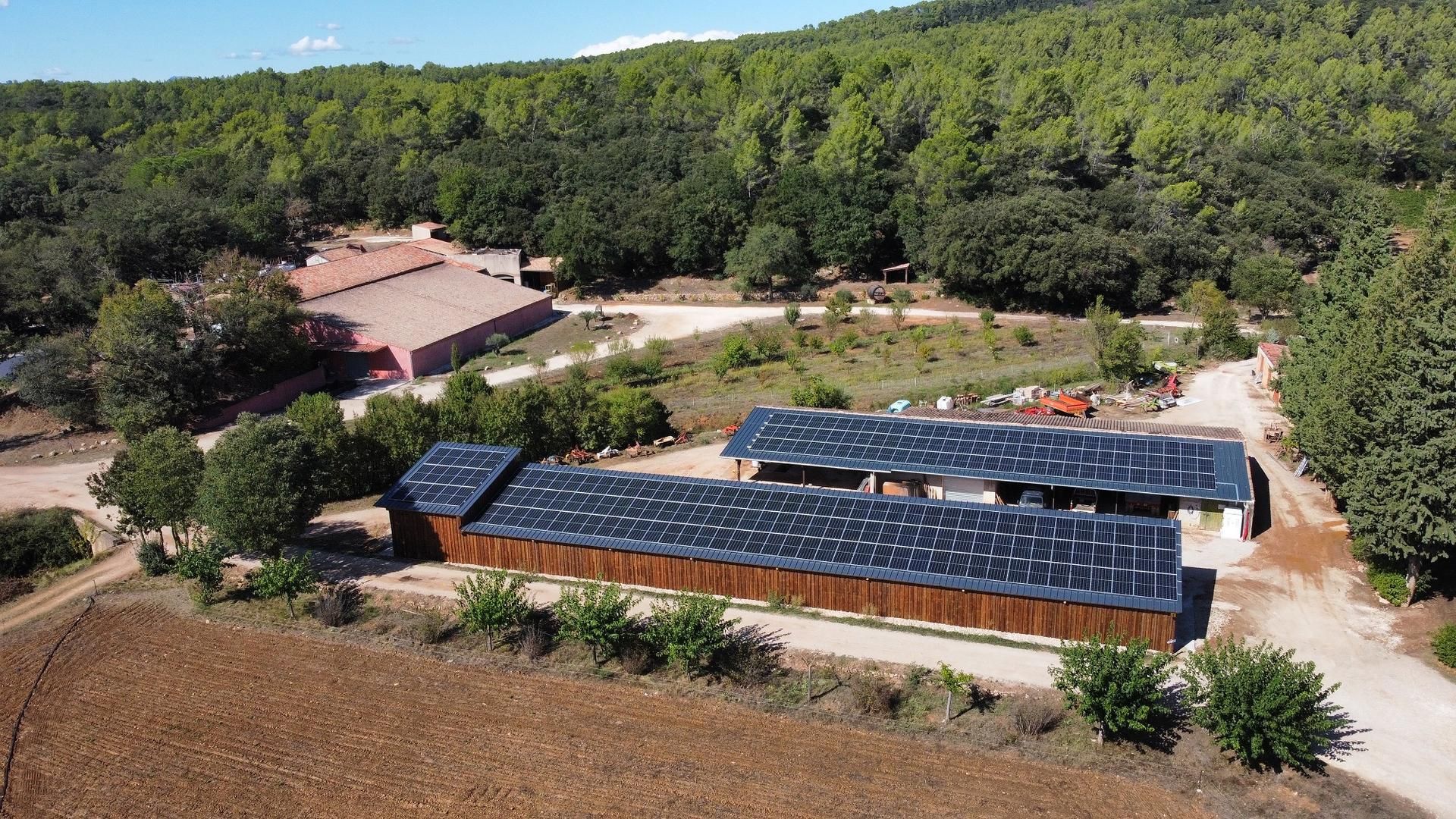 découvrez nos solutions de panneaux photovoltaïques à brignoles pour une énergie renouvelable et économique. profitez d'un accompagnement personnalisé pour optimiser votre installation et réduire vos factures d'électricité.