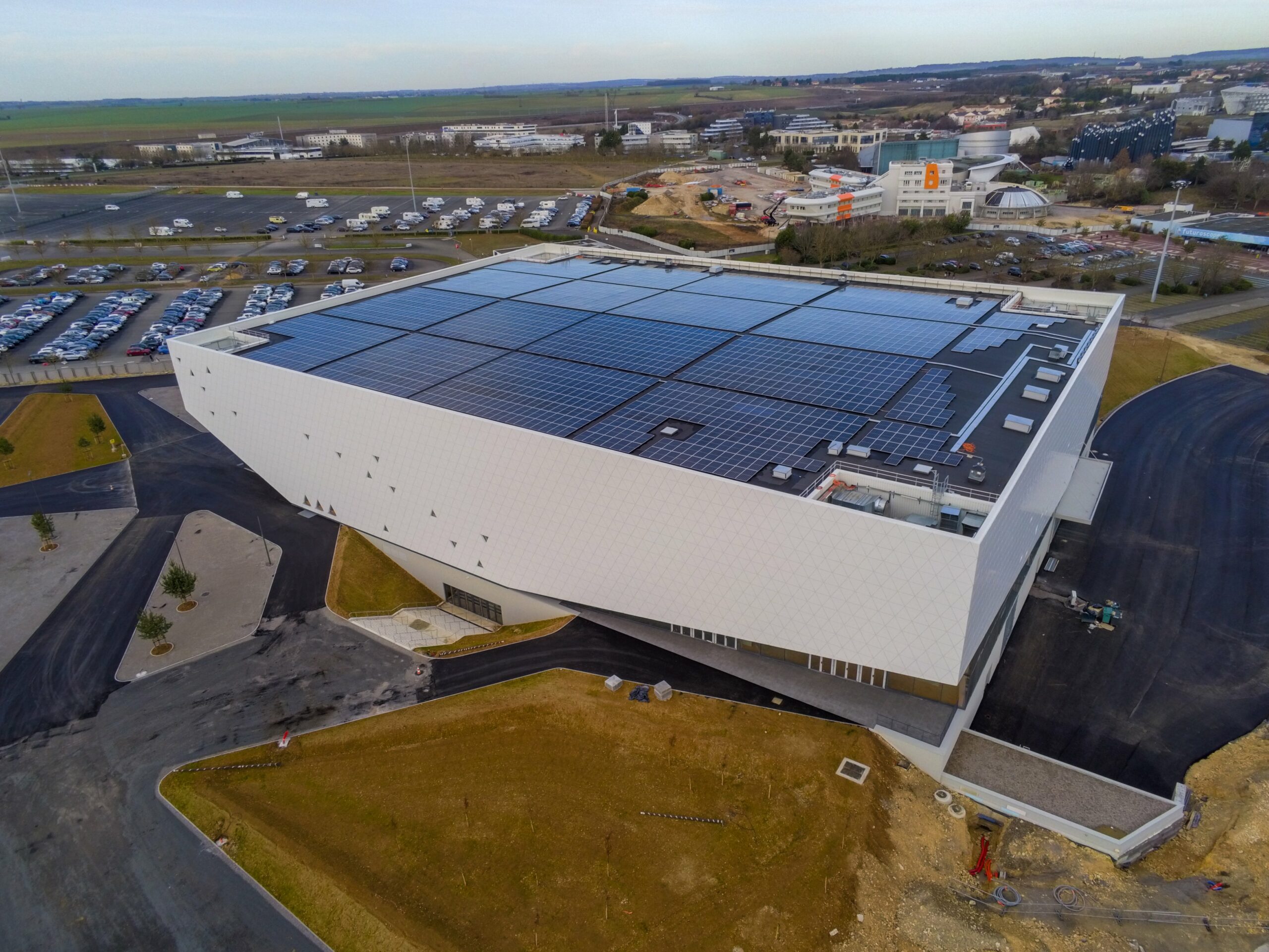 découvrez les solutions de panneaux photovoltaïques à chasseneuil pour une énergie renouvelable et économique. profitez des avantages d'une installation solaire pour réduire vos factures d'électricité tout en préservant l'environnement. contactez-nous pour un devis personnalisé !