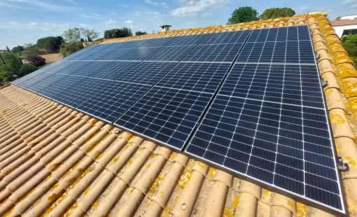 découvrez les panneaux photovoltaïques durables, une solution efficace et écologique pour produire votre propre énergie renouvelable. optez pour une installation robuste et performante qui réduit votre empreinte carbone tout en vous permettant d'économiser sur vos factures d'électricité.