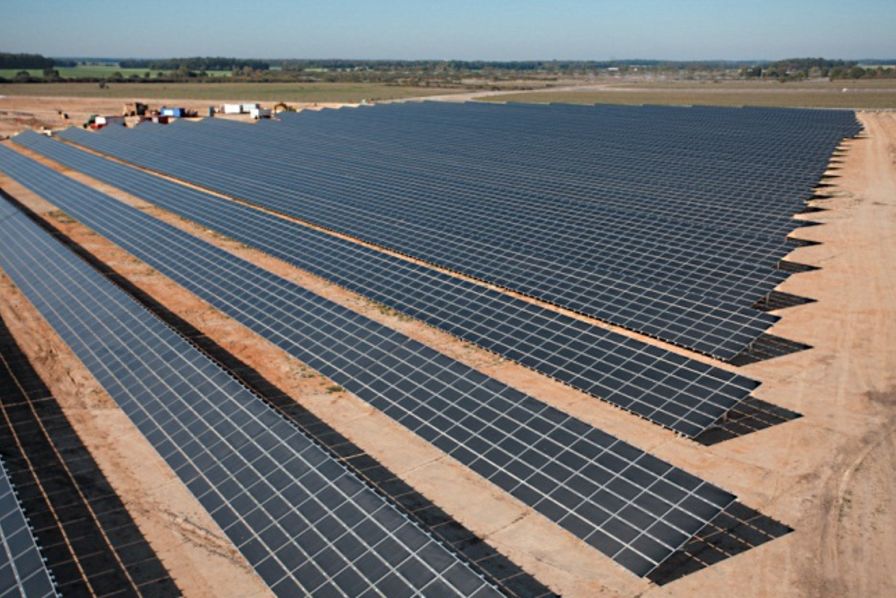 découvrez les panneaux photovoltaïques edf, une solution énergétique durable pour produire votre propre électricité. profitez des avantages d'une énergie renouvelable, réduisez votre empreinte carbone et faites des économies sur vos factures d'électricité grâce aux technologies innovantes d'edf.