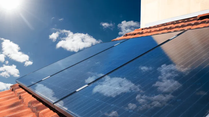découvrez les panneaux photovoltaïques edf, une solution énergétique durable et performante pour réduire votre facture d'électricité tout en participant à la transition énergétique. informez-vous sur nos offres et profitez d'une énergie renouvelable adaptée à vos besoins.