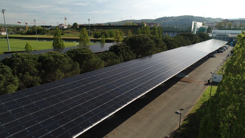 découvrez les avantages des panneaux photovoltaïques en isère : une solution rentable et écologique pour réduire vos factures d'électricité tout en préservant l'environnement. informez-vous sur l'installation, les aides disponibles et les performances des panneaux solaires dans cette région.