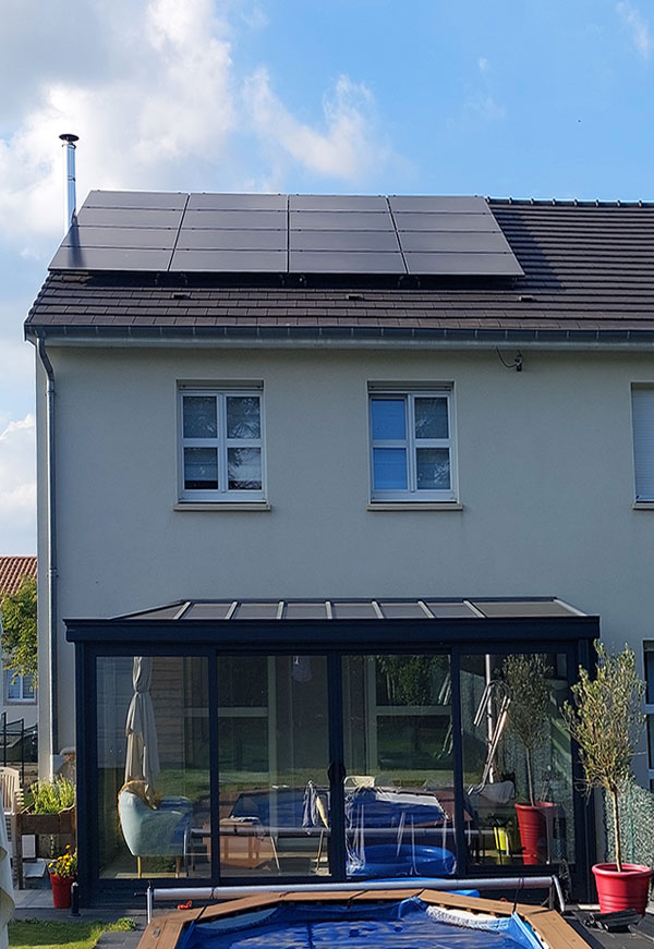 découvrez les avantages des panneaux photovoltaïques au luxembourg. optez pour une énergie renouvelable et réduisez vos factures d'électricité tout en contribuant à la protection de l'environnement. informez-vous sur les dispositifs d'aide et les installateurs certifiés dans la région.