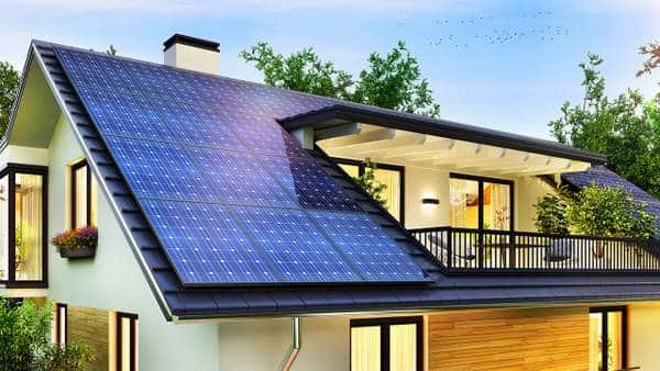 découvrez comment les panneaux photovoltaïques peuvent transformer votre maison en une source d'énergie durable et économique. optimisez votre consommation d'énergie, réduisez votre facture d'électricité et contribuez à la protection de l'environnement grâce à des solutions solaires adaptées à votre habitation.