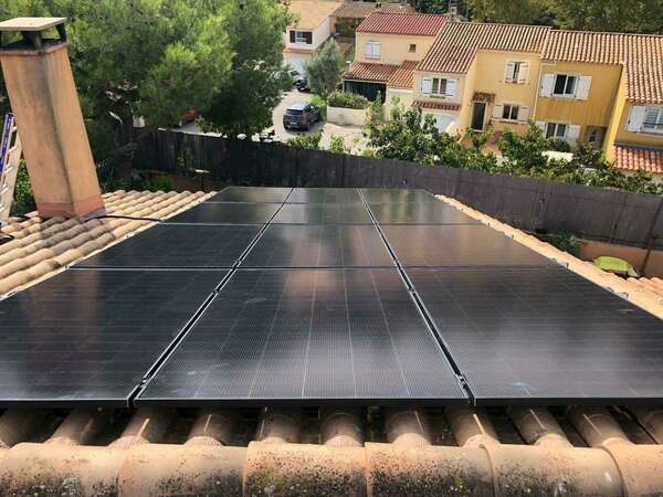 découvrez les panneaux photovoltaïques à martigues, une solution écologique et économique pour produire votre propre énergie. informez-vous sur les avantages, les installations et les aides disponibles pour maximiser votre transition énergétique.
