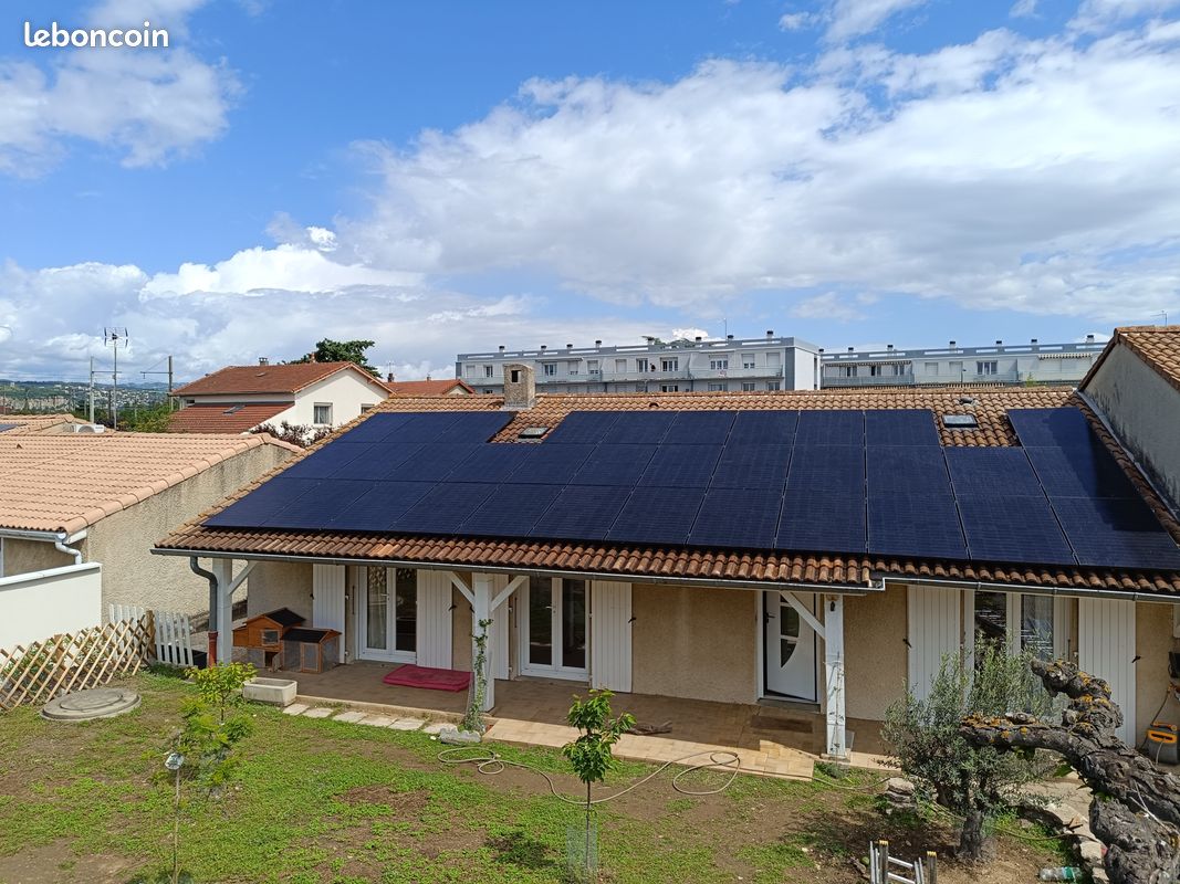 découvrez les panneaux photovoltaïques à mauguio : une solution écologique et économique pour produire votre propre énergie solaire. informez-vous sur les avantages, l'installation et les aides disponibles pour maximiser votre investissement dans les énergies renouvelables.