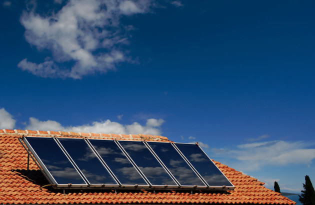 découvrez les avantages des panneaux solaires : une solution écologique et économique pour produire votre propre électricité. informez-vous sur les différents types, les subventions disponibles et comment installer des panneaux solaires chez vous.