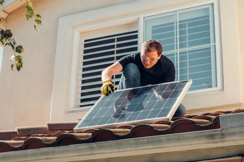découvrez pourquoi investir dans des panneaux solaires est une décision judicieuse pour votre avenir. profitez de l'énergie renouvelable, réduisez vos factures d'électricité et augmentez la valeur de votre bien. informez-vous sur les avantages financiers et environnementaux des panneaux solaires.