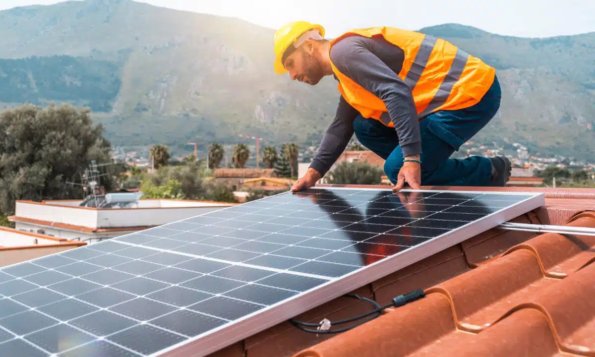 découvrez comment les panneaux solaires peuvent transformer votre maison en une source d'énergie durable et économique. profitez des avantages des énergies renouvelables tout en réduisant votre facture d'électricité.