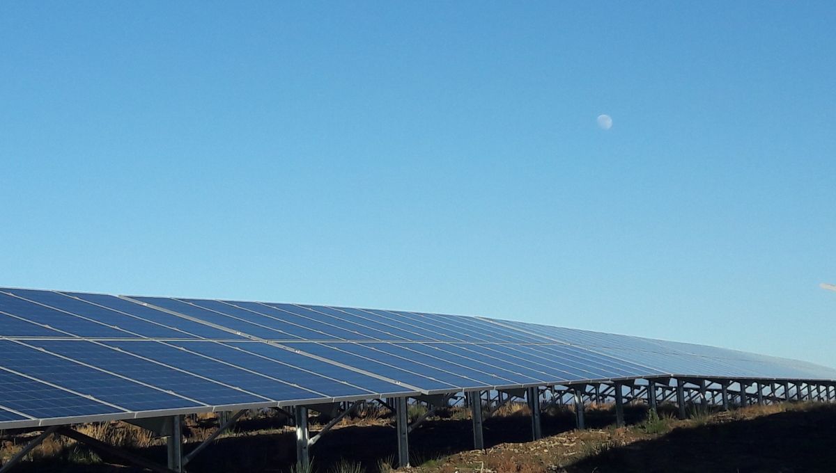 découvrez les meilleures solutions de panneaux solaires à mont de marsan. profitez des énergies renouvelables pour réduire vos factures d'électricité et contribuer à la préservation de l'environnement. obtenez un devis personnalisé et transformez votre habitat grâce à l'énergie solaire.