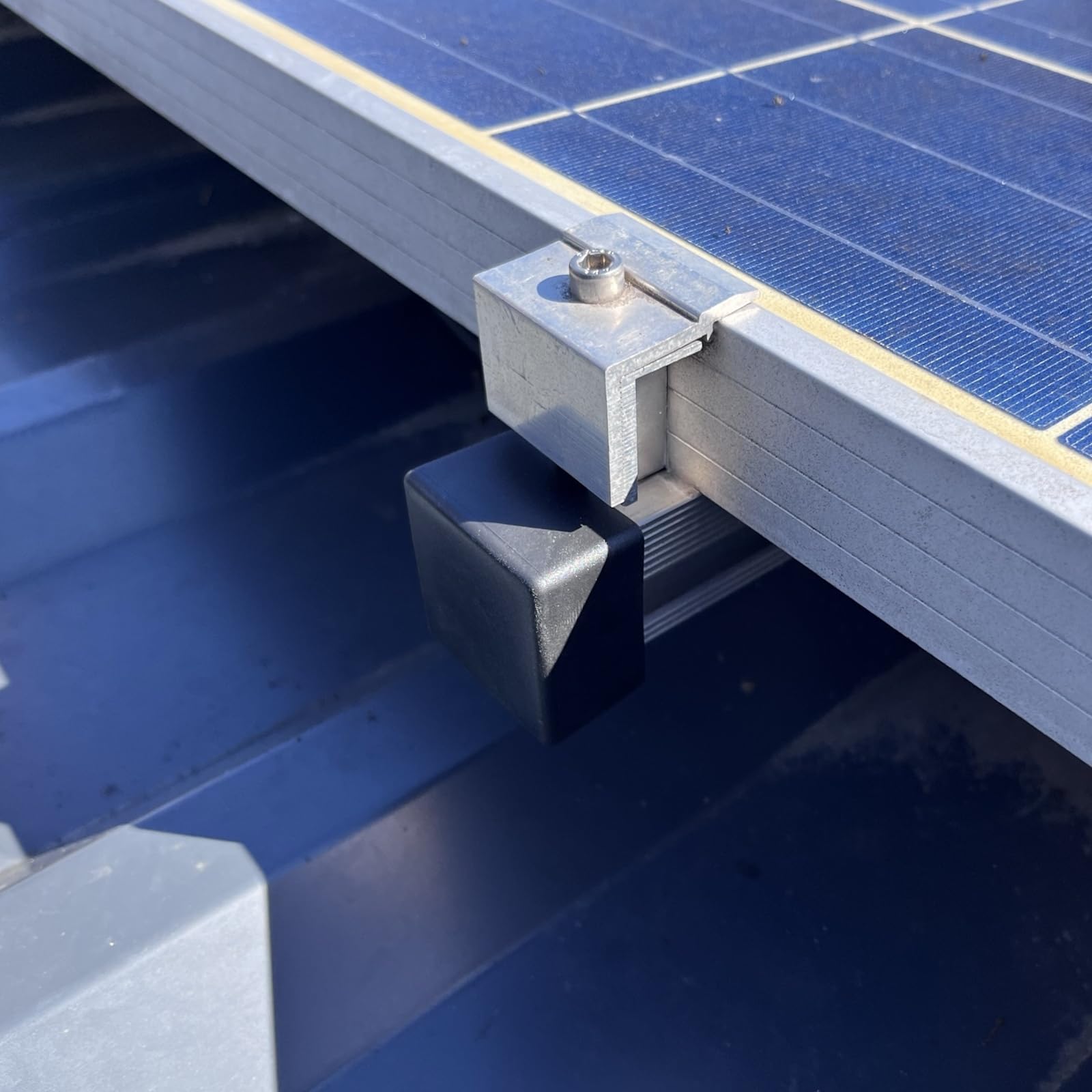 découvrez comment la perception des installateurs photovoltaïques influence le choix des consommateurs et l'essor des énergies renouvelables. informations sur les compétences, la réputation et l'impact des installateurs sur l'adoption des panneaux solaires.