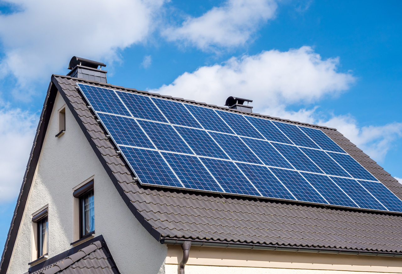découvrez le monde du photovoltaïque, une source d'énergie renouvelable et propre. apprenez comment les panneaux solaires transforment la lumière du soleil en électricité, réduisant ainsi votre empreinte carbone tout en économisant sur vos factures d'énergie. explorez les avantages, les technologies modernes et les aides disponibles pour adopter cette solution durable.