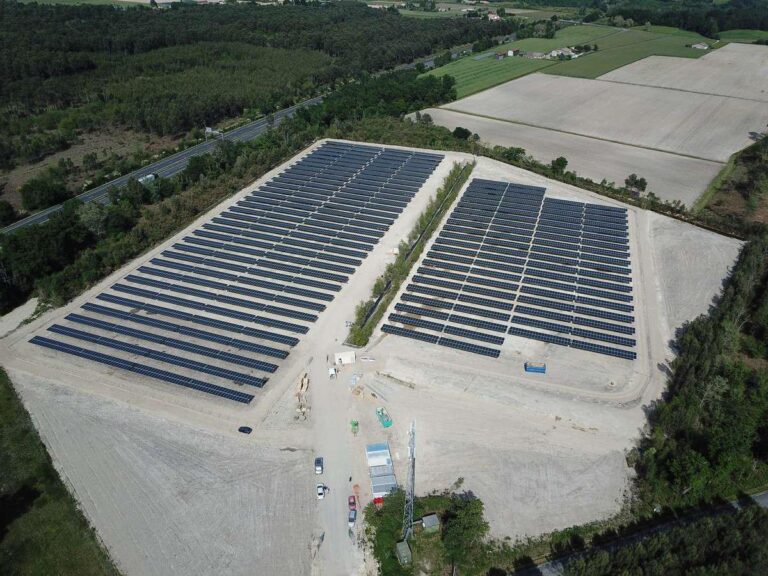 découvrez comment le photovoltaïque en gironde façonne un avenir durable et responsable. informez-vous sur les solutions solaires innovantes et les avantages économiques tout en contribuant à la transition énergétique dans votre région.