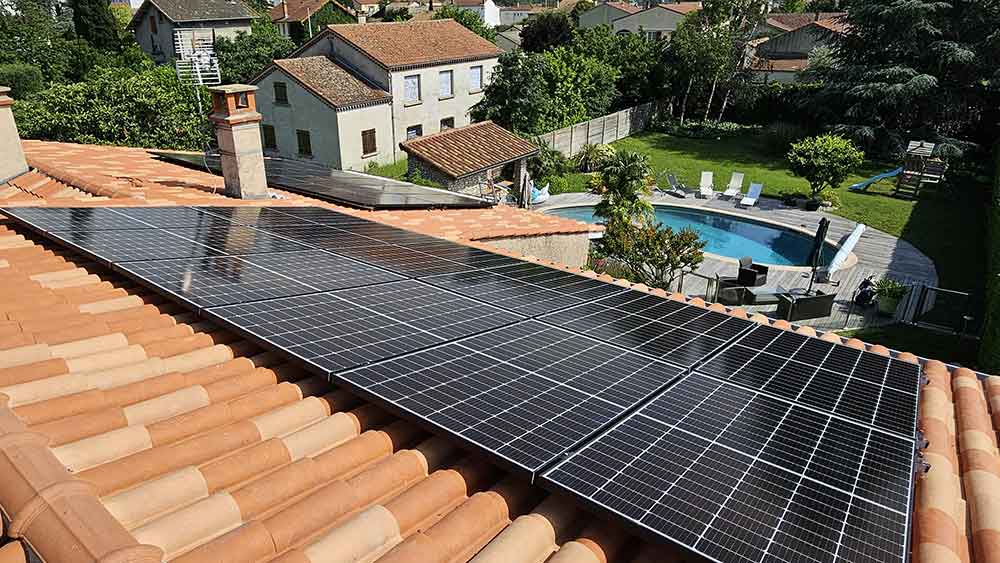 découvrez les avantages du photovoltaïque pour les particuliers : réduisez votre facture d'électricité, contribuez à la transition énergétique et valorisez votre habitation grâce à des solutions solaires adaptées.