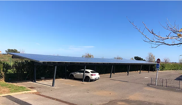 découvrez comment l'installation de panneaux photovoltaïques sur parking transforme les espaces extérieurs en sources d'énergie renouvelable, tout en protégeant les véhicules du soleil et en réduisant l'empreinte carbone. explorez les avantages économiques et environnementaux de cette solution innovante.