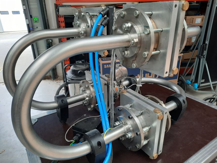 découvrez la pompe à chaleur acoustique equium, une solution innovante et silencieuse pour un confort thermique optimal dans votre maison. profitez d'une technologie respectueuse de l'environnement qui optimise votre consommation d'énergie tout en réduisant votre empreinte sonore.