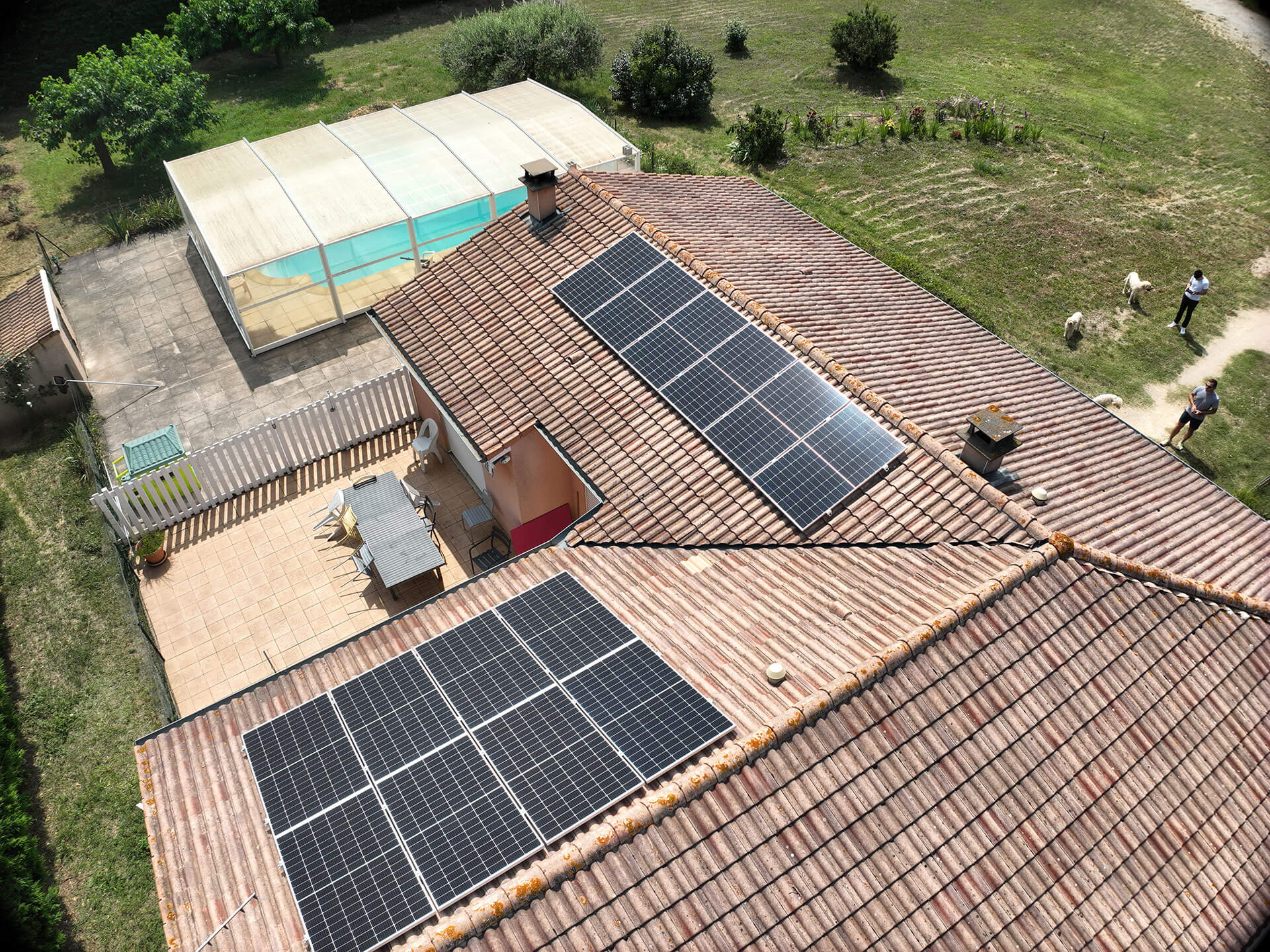 découvrez comment la pose de panneaux photovoltaïques peut transformer votre consommation d'énergie tout en réduisant votre empreinte carbone. profitez des avantages d'une énergie renouvelable et d'économies sur vos factures d'électricité grâce à une installation professionnelle et efficace.