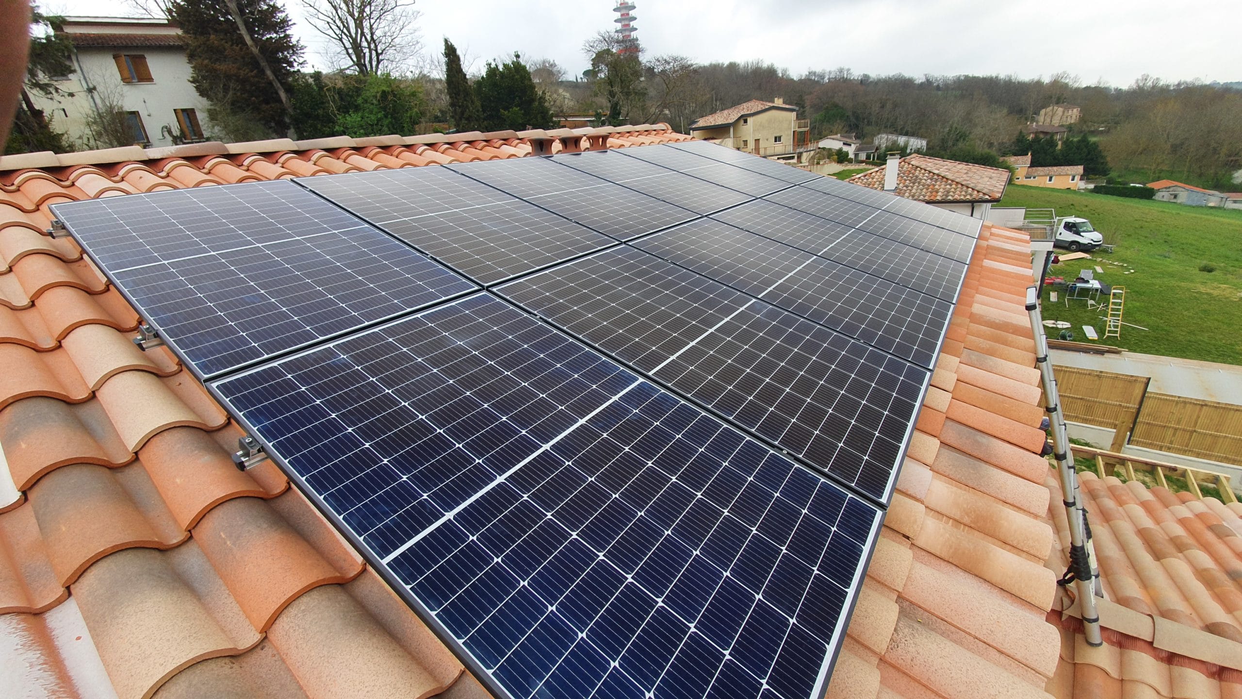 découvrez les prix d'installation des panneaux solaires de 9 kw et optimisez votre consommation d'énergie tout en réalisant des économies. recevez des conseils pour choisir le meilleur installateur et bénéficier d'aides financières.