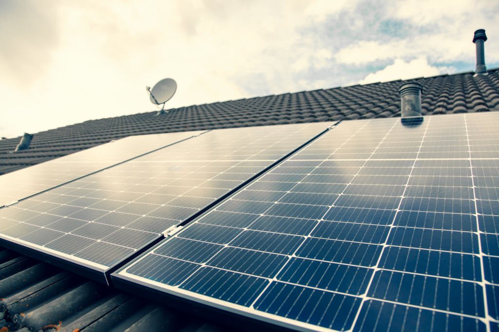 découvrez les meilleurs prix des kits solaires adaptés à vos besoins. comparez facilement les options disponibles, économisez sur votre facture d'électricité et faites un geste pour l'environnement avec nos solutions solaires abordables.