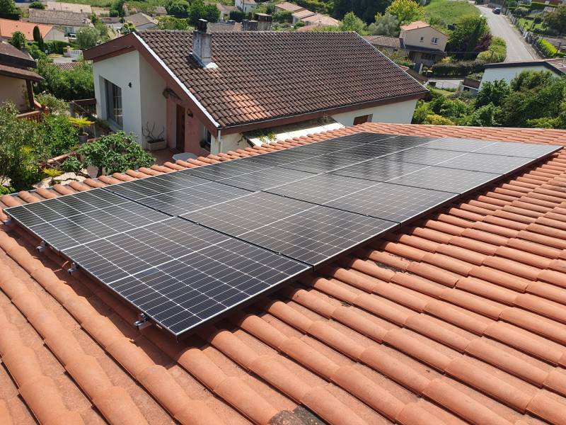 découvrez les prix des panneaux solaires et trouvez la solution énergétique idéale pour votre habitation. comparez les offres et faites le choix qui allie économies et écologie.