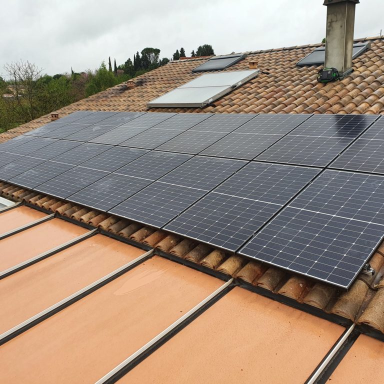 découvrez les prix des panneaux solaires de 6 kwc et faites le meilleur choix pour votre projet d'énergie renouvelable. comparez les offres, les marques et les avantages d'une installation solaire adaptée à vos besoins.