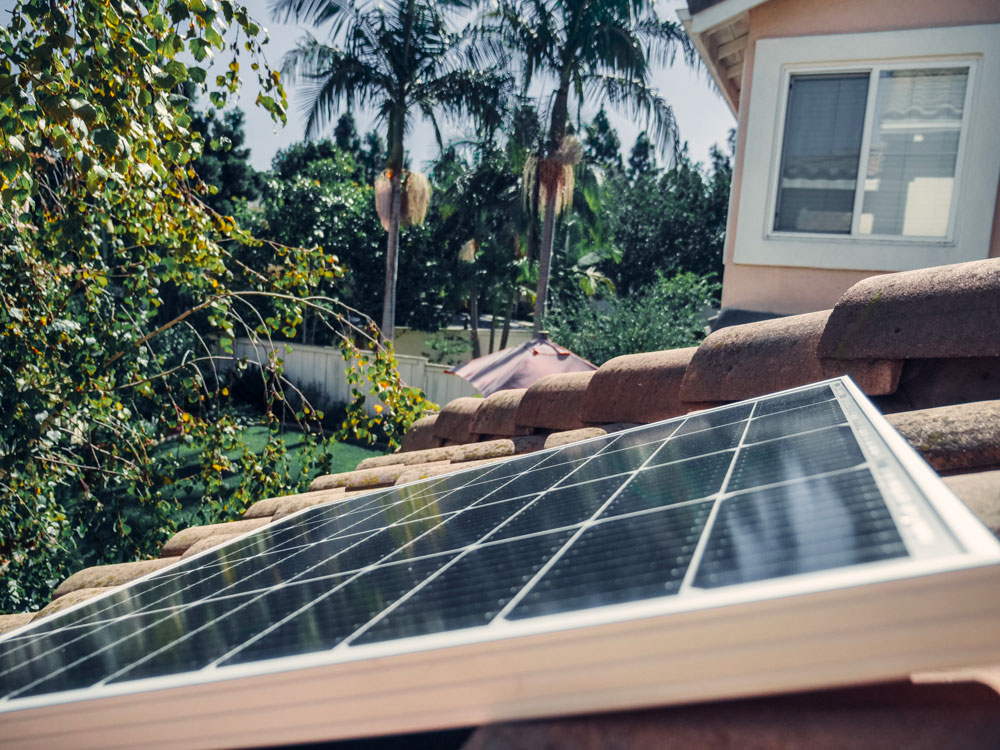 découvrez les prix des panneaux solaires au mètre carré et optimisez votre investissement dans l'énergie renouvelable. comparez les tarifs, les caractéristiques et les avantages des panneaux solaires pour faire le meilleur choix pour votre habitation.