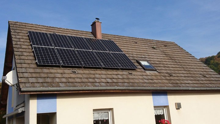 découvrez les prix des panneaux solaires pour une surface de 100m2. obtenez des informations précises sur les coûts d'achat et d'installation, ainsi que des conseils pour optimiser votre investissement en énergie renouvelable.