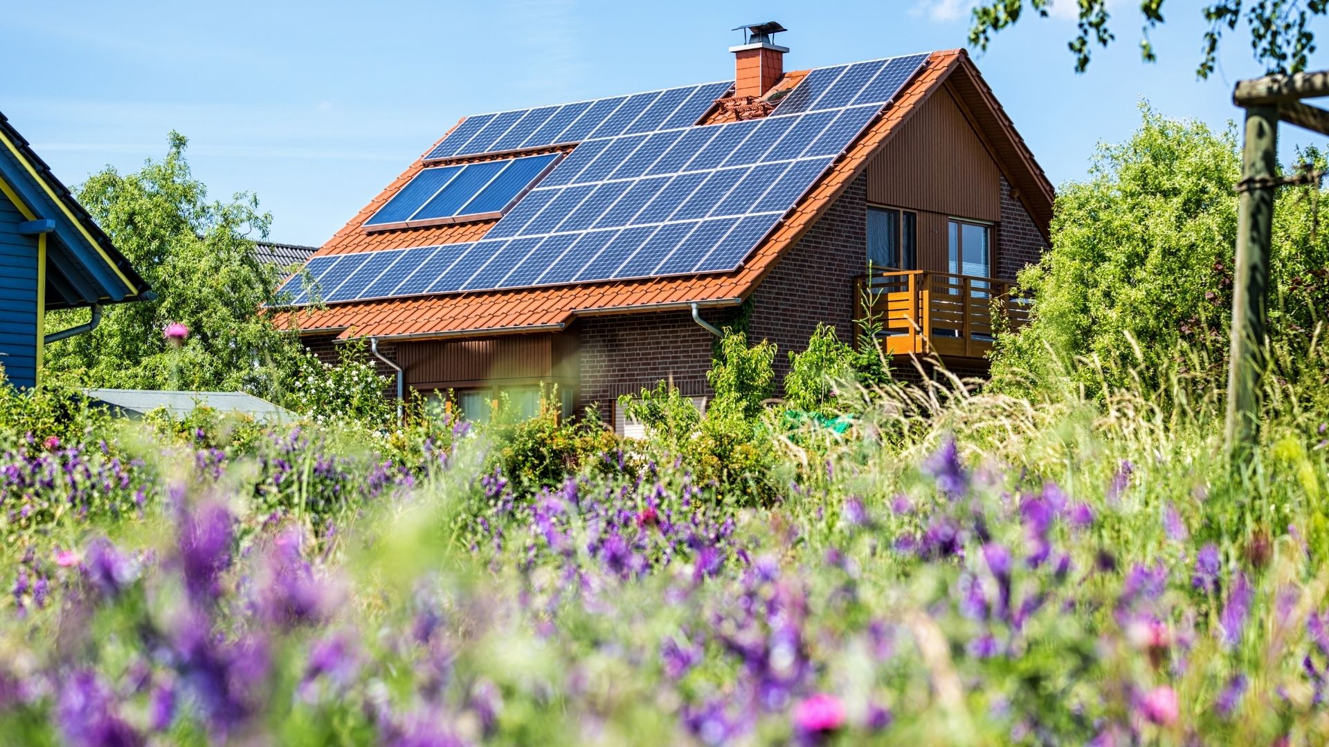 découvrez les prix des panneaux solaires de 100m2 au maroc. obtenez des informations détaillées sur les coûts, les économies d'énergie et les avantages de passer à l'énergie solaire dans votre région.