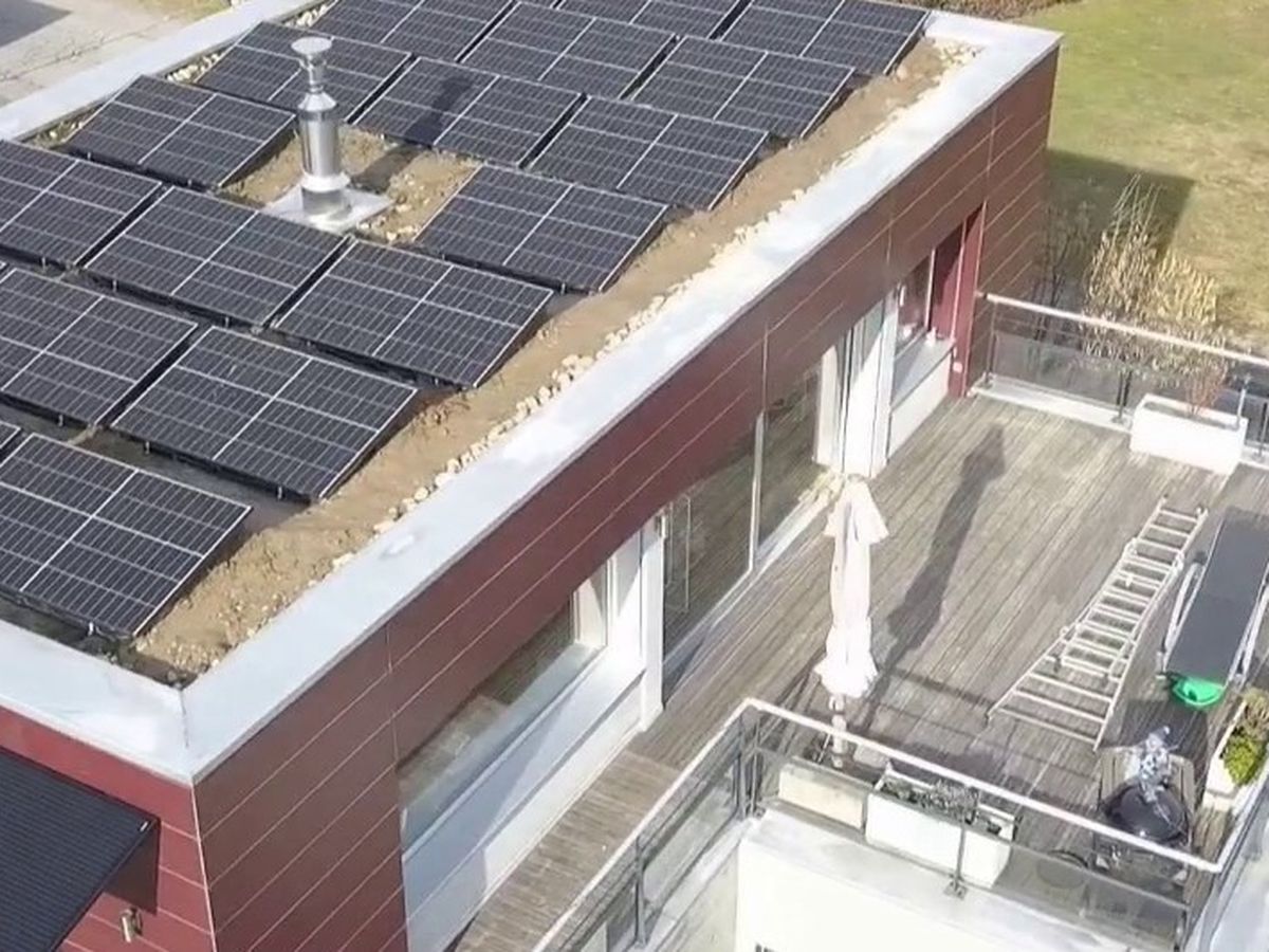 découvrez les prix des panneaux solaires en france et comparez les différentes options disponibles. informez-vous sur les coûts d'installation, les aides financières et les économies d'énergie que vous pouvez réaliser en choisissant l'énergie solaire.