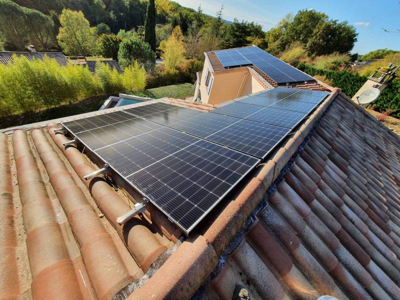 découvrez les meilleurs prix pour les panneaux solaires en 2023. comparez les offres et trouvez la solution énergétique écologique qui répond à vos besoins tout en réduisant votre facture d'électricité.
