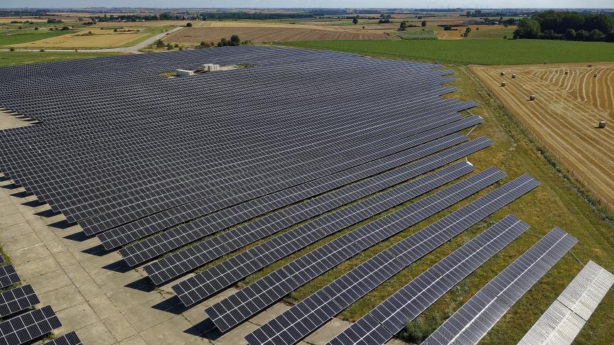 découvrez notre projet photovoltaïque innovant, qui vise à transformer l'énergie solaire en une source d'énergie durable et écologique. rejoignez-nous dans cette aventure pour un avenir plus vert et responsable.