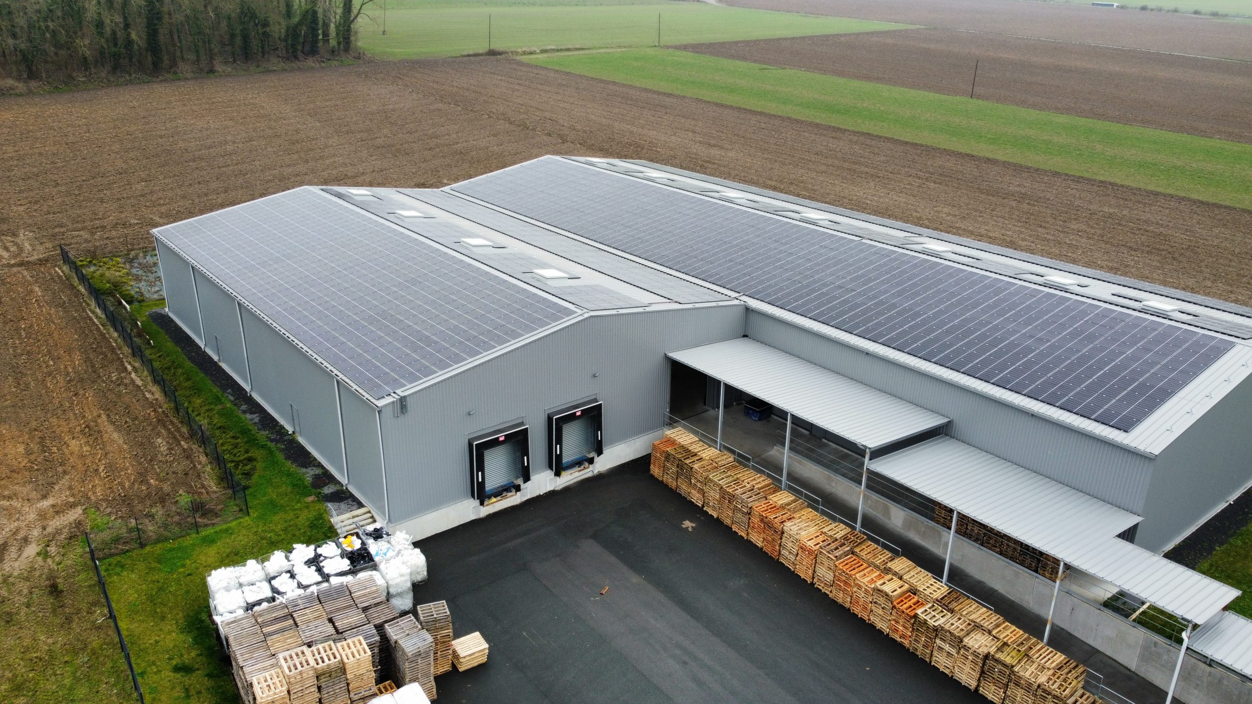 découvrez les projets solaires innovants de soleileco, qui transforment l'énergie solaire en solutions durables et écologiques. rejoignez-nous pour un avenir plus vert et éclairé !