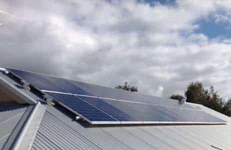 découvrez tout ce qu'il faut savoir sur la quantité de panneaux solaires nécessaires pour maximiser votre production d'énergie renouvelable. apprenez à évaluer vos besoins spécifiques et à optimiser votre installation pour une efficacité optimale !