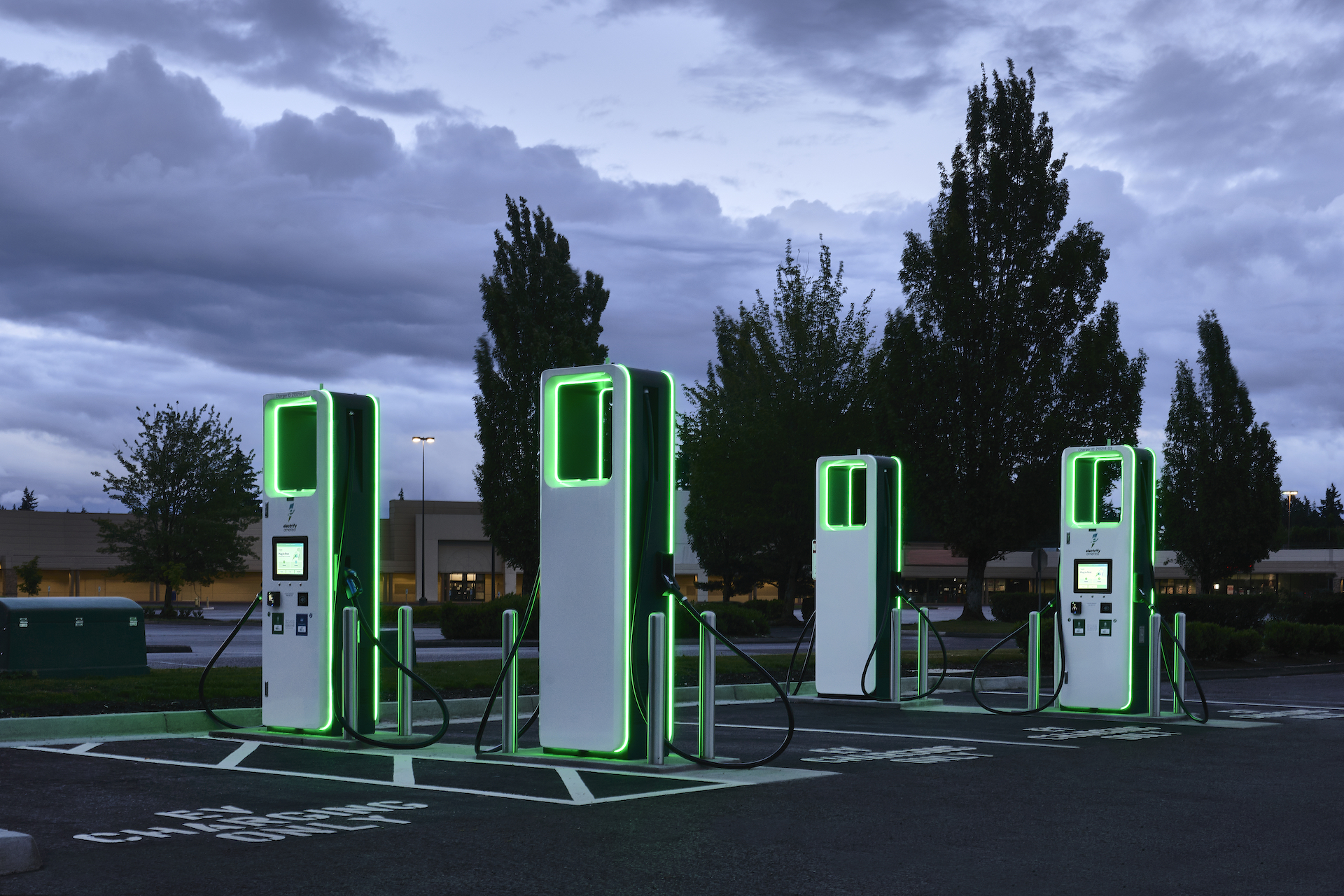 découvrez comment les infrastructures de recharge publique facilitent la mobilité électrique, favorisant un transport durable et respectueux de l'environnement. explorez les innovations et solutions pour une transition énergétique réussie.