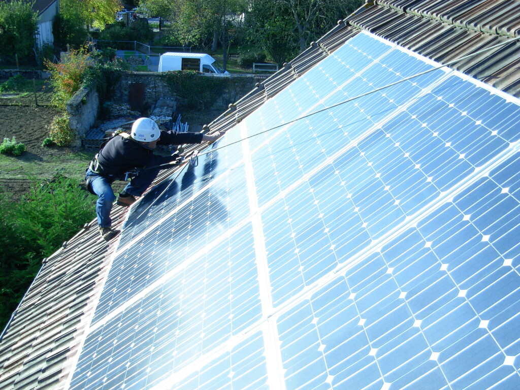 découvrez comment optimiser la récupération de l'énergie solaire pour réduire vos factures d'électricité et contribuer à un avenir durable. apprenez les meilleures pratiques et technologies pour exploiter pleinement le potentiel solaire chez vous.