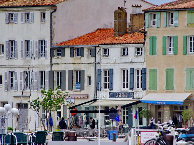 découvrez les enjeux et les nouveautés de la réforme maprimerénov' effective depuis le 15 mai. optimisez vos travaux de rénovation énergétique et profitez des aides renforcées pour améliorer le confort de votre habitation tout en réalisant des économies d'énergie.