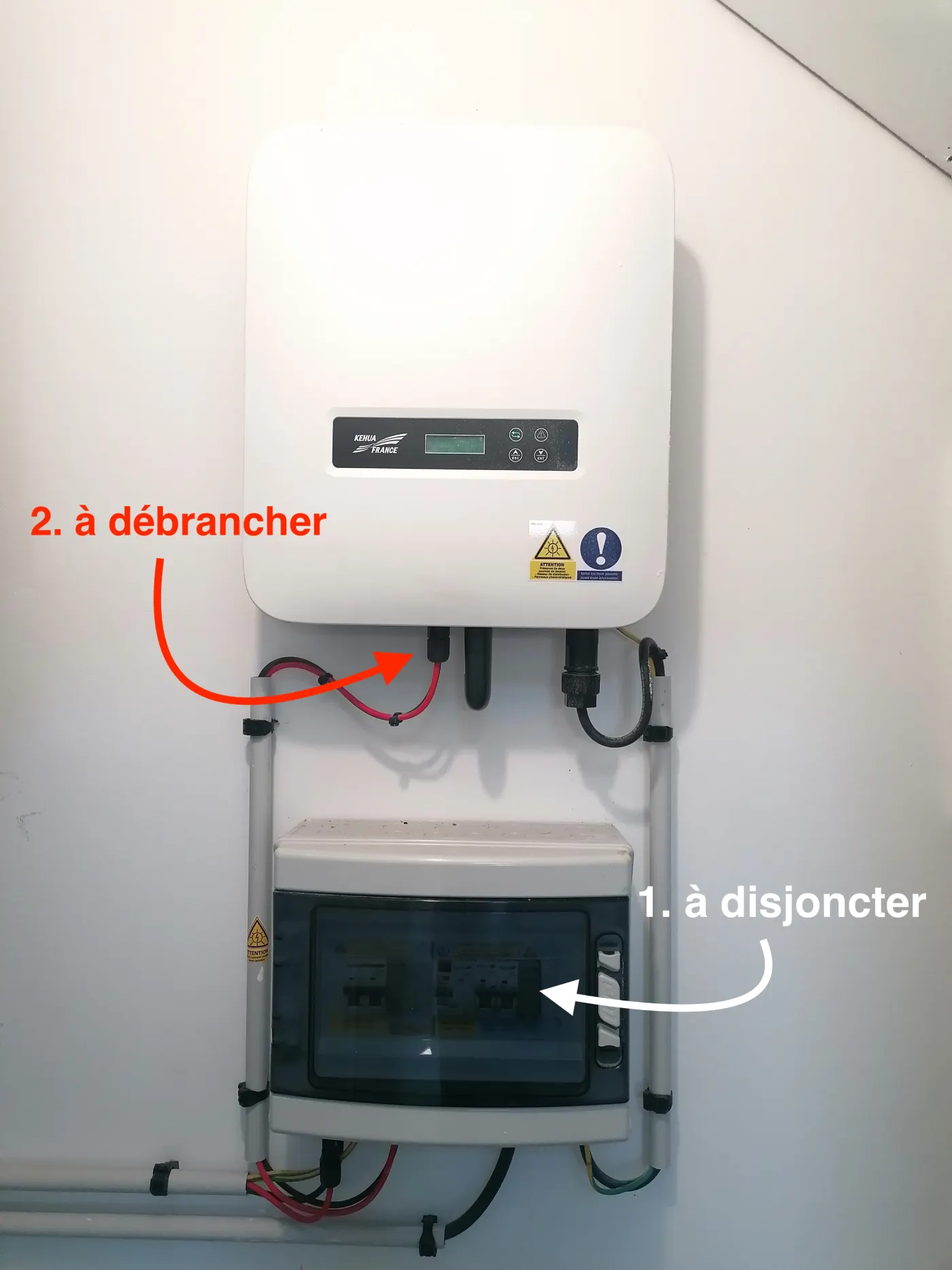 découvrez comment remplacer votre onduleur facilement et efficacement. suivez nos conseils pratiques pour choisir le bon modèle et effectuer l'installation en toute sécurité, garantissant ainsi une alimentation électrique fiable pour votre équipement.