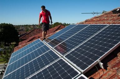 découvrez comment réussir l'installation de votre système photovoltaïque hors réseau. suivez nos conseils pratiques pour maximiser votre autonomie énergétique et profitez d'une solution fiable et durable pour votre consommation d'électricité.