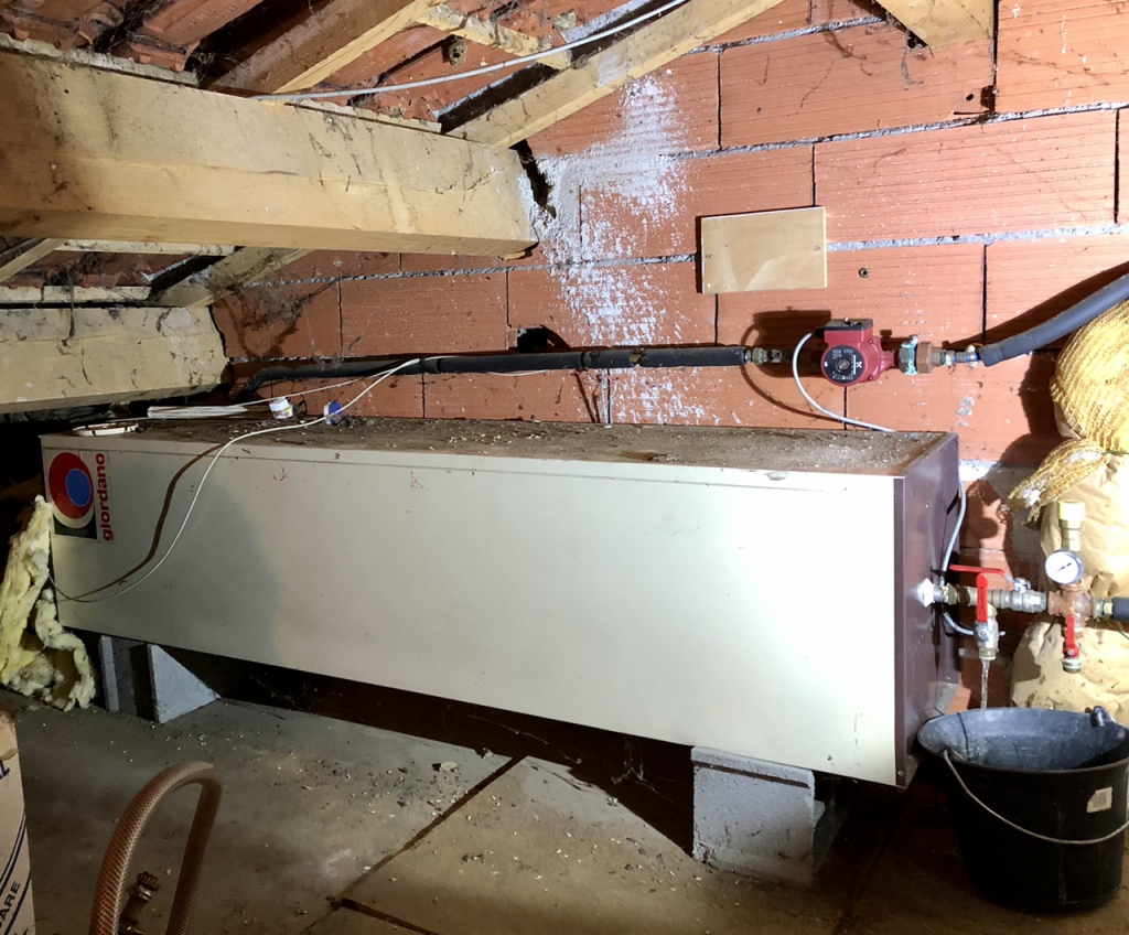 découvrez le rge chauffe-eau solaire, une solution écologique et économique pour produire votre eau chaude. profitez des avantages d'une énergie renouvelable et réduisez vos factures tout en préservant l'environnement. informez-vous sur les aides financières et les conseils d'installation.