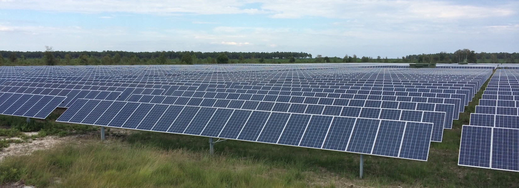 découvrez les solutions solaires en gironde pour réduire vos factures d'énergie et contribuer à la transition écologique. profitez de l'ensoleillement optimal de la région pour investir dans des panneaux solaires performants et durables.