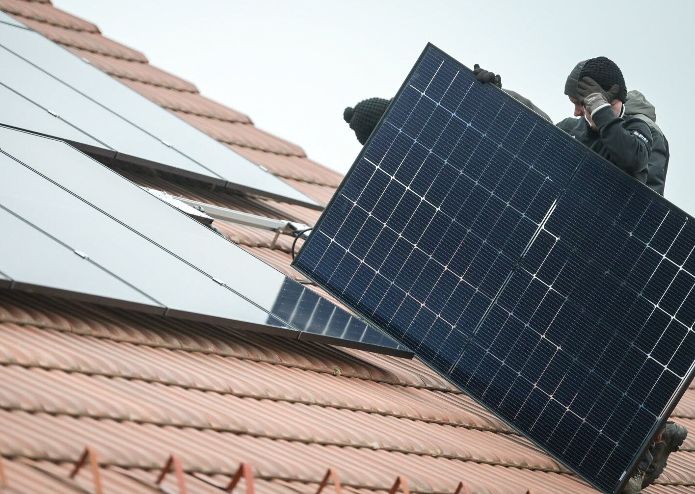 découvrez nos solutions solaires durables, conçues pour maximiser l'efficacité énergétique tout en préservant l'environnement. adoptez une énergie renouvelable et économisez sur vos factures d'électricité.