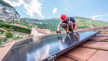 découvrez nos solutions solaires durables, conçues pour réduire votre empreinte carbone tout en maximisant votre indépendance énergétique. bénéficiez d'une énergie propre et renouvelable qui respecte l'environnement et économise sur vos factures d'électricité.
