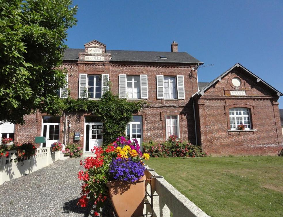 découvrez les dispositifs de soutien disponibles pour améliorer la performance énergétique de votre habitat. profitez d'aides financières et de conseils sur la rénovation énergétique afin de réaliser des économies d'énergie et de contribuer à la protection de l'environnement.