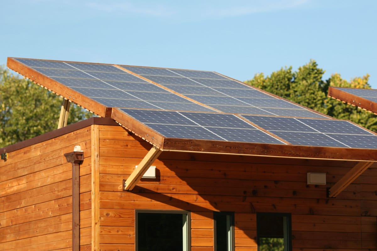découvrez comment maximiser la surface des panneaux solaires sur votre maison pour optimiser la production d'énergie et réduire vos factures d'électricité. nos conseils pratiques et astuces vous aideront à tirer le meilleur parti de l'énergie solaire.