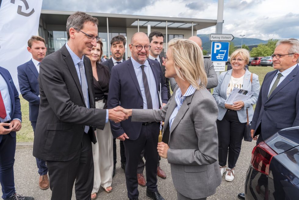 découvrez les enjeux et les initiatives de la transition énergétique en alsace, une région engagée vers un avenir durable grâce à des solutions innovantes et respectueuses de l'environnement.